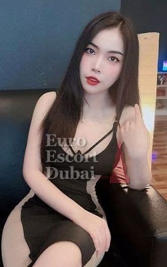 Hikari, 44, escort in Dubai — brown hair, 159 cm (photo 1 of 4)
