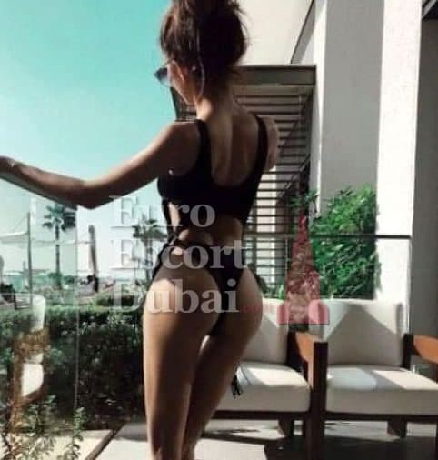 Lotte, 27, escort in Abu Dhabi — 170 cm, blonde hair (photo 4 of 6)