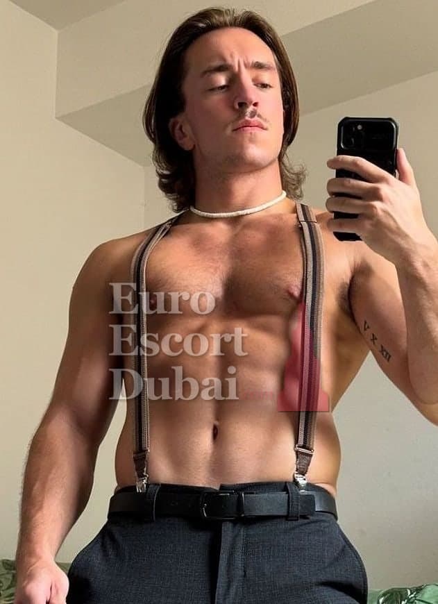 James, 24, escort in Dubai — brown hair, 175 cm (photo 1 of 13)