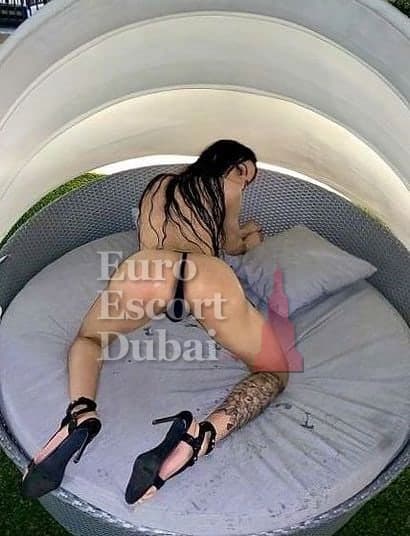 Antonella, 21, escort in Ajman — 180 cm, black hair (photo 6 of 13)