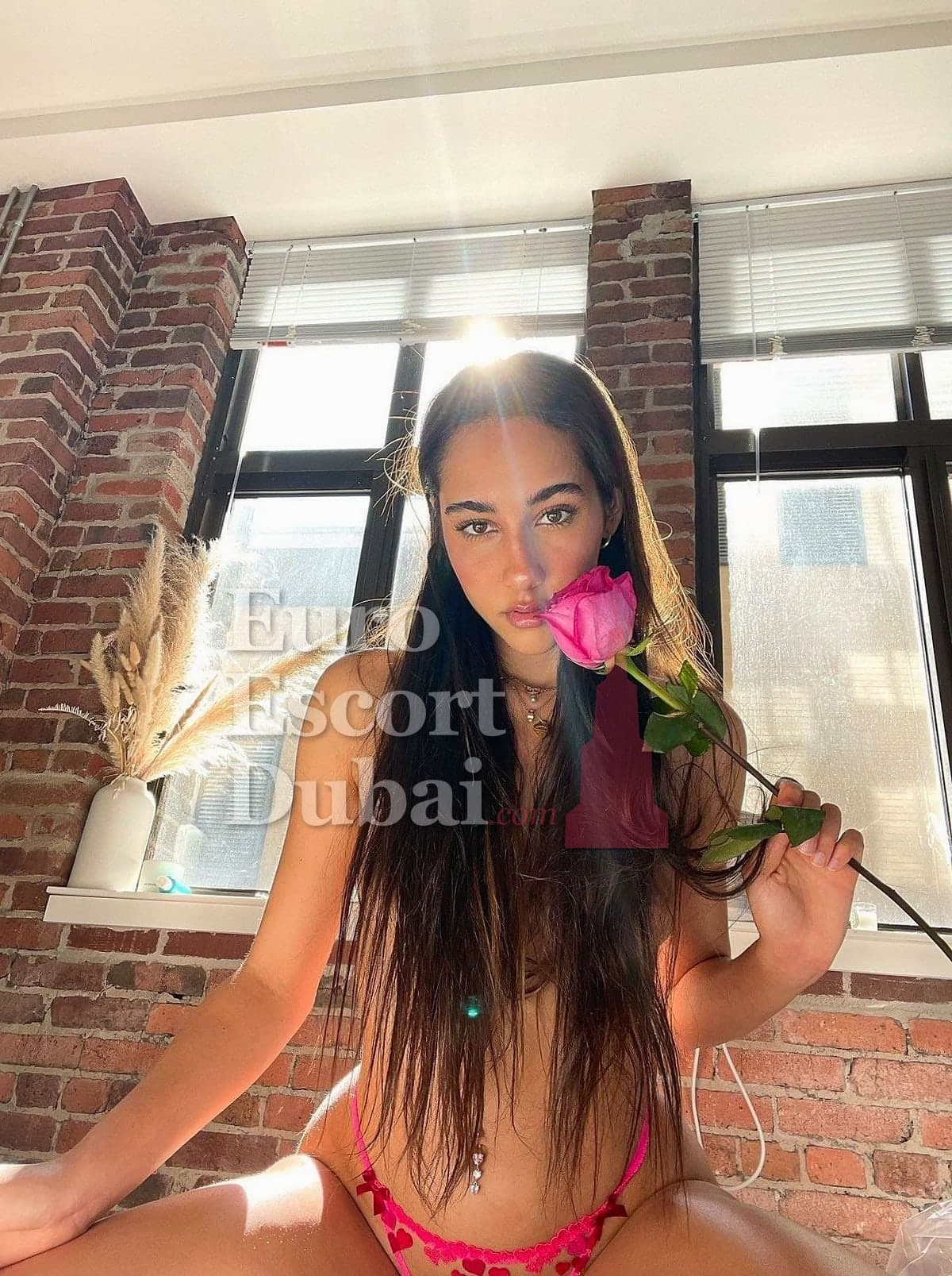 Berra, 31, escort in Abu Dhabi — black hair, Israeli (photo 4 of 4)