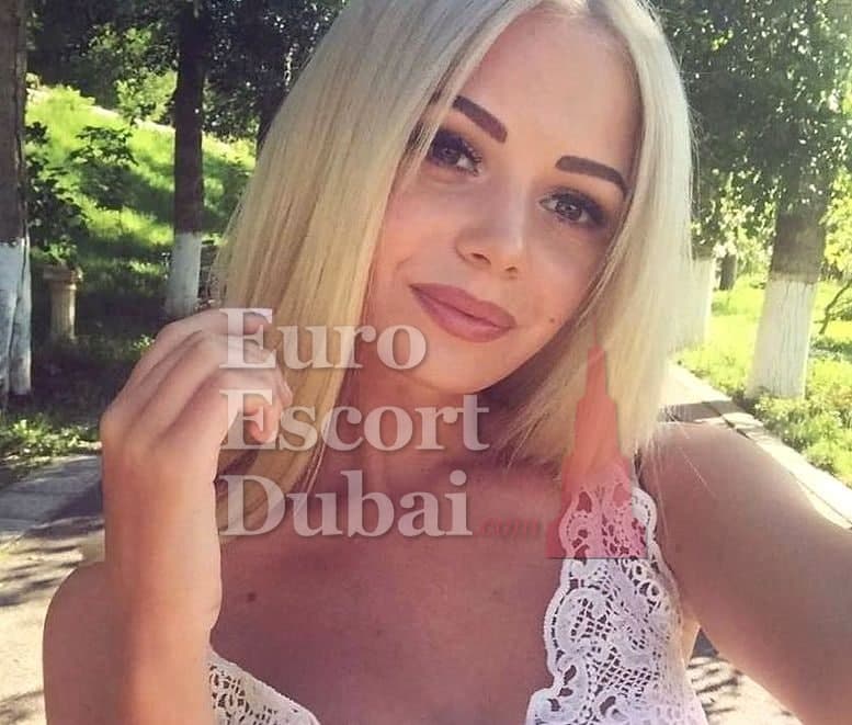 Madeline, 24, escort in Dubai — 172 cm, blonde hair (photo 6 of 7)