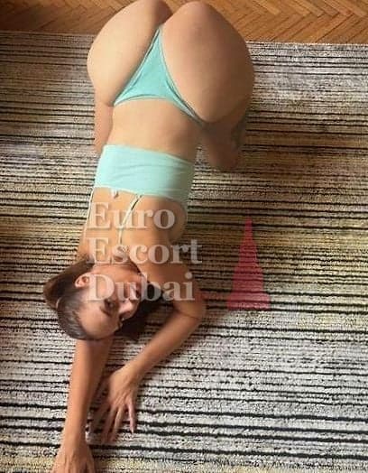 Milagros Silk, 25, escort in Dubai — brown hair, Colombian (photo 7 of 13)