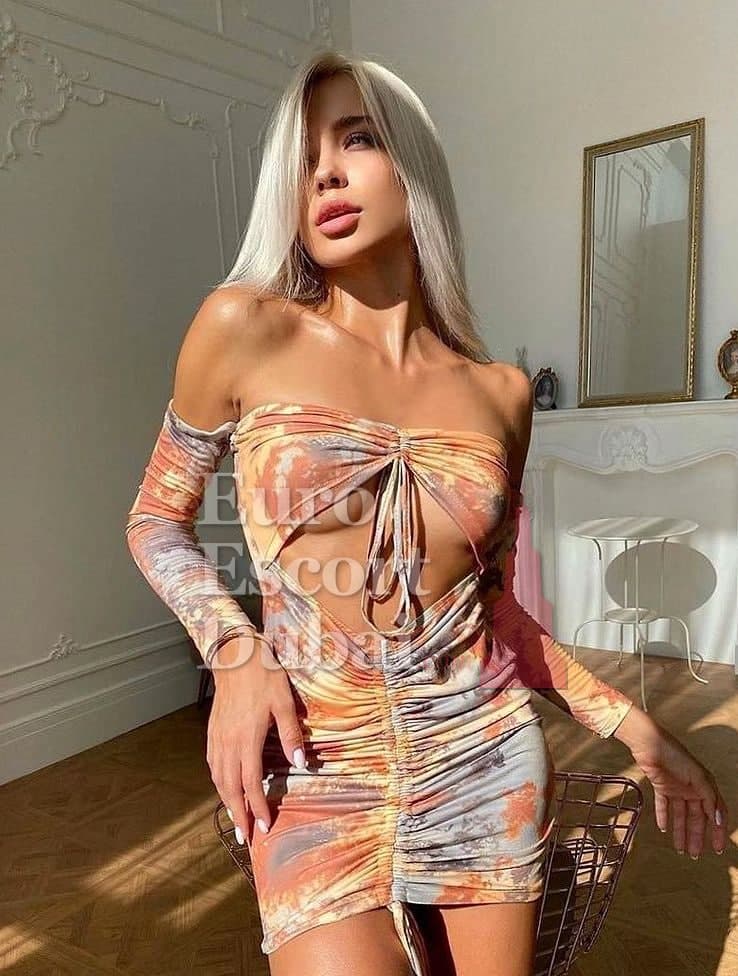 Lyubov, 28, escort in Dubai — blonde hair, 168 cm (photo 3 of 7)