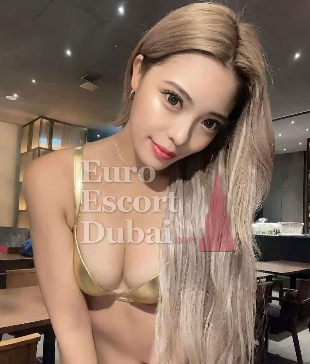 Shu, 25, escort in Dubai — Singaporean, 157 cm (photo 2 of 4)