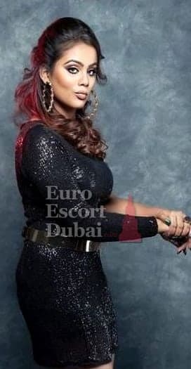 Chandni, 23, escort in Dubai — 167 cm, brown hair (photo 12 of 13)