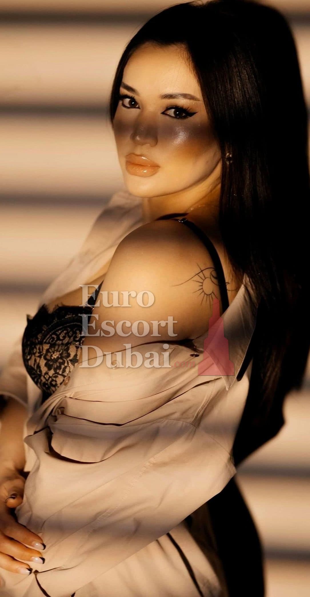 Aizhan, 24, escort in Dubai — black hair, Kazakh (photo 13 of 13)