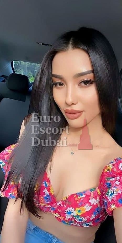 Randa, 24, escort in Al Ain — Qatari, 175 cm (photo 5 of 8)