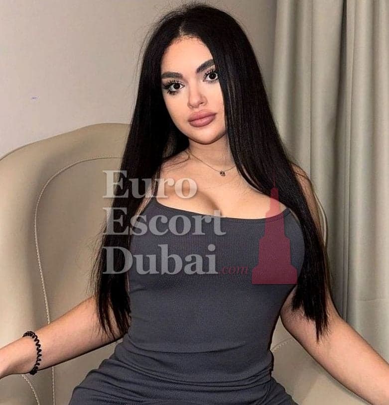 Lada, 22, escort in Dubai — 172 cm, black hair (photo 6 of 13)