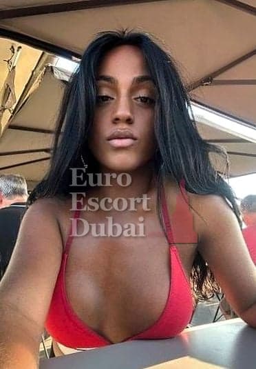 Ana, 23, escort in Dubai — black hair, Brazilian (photo 7 of 13)