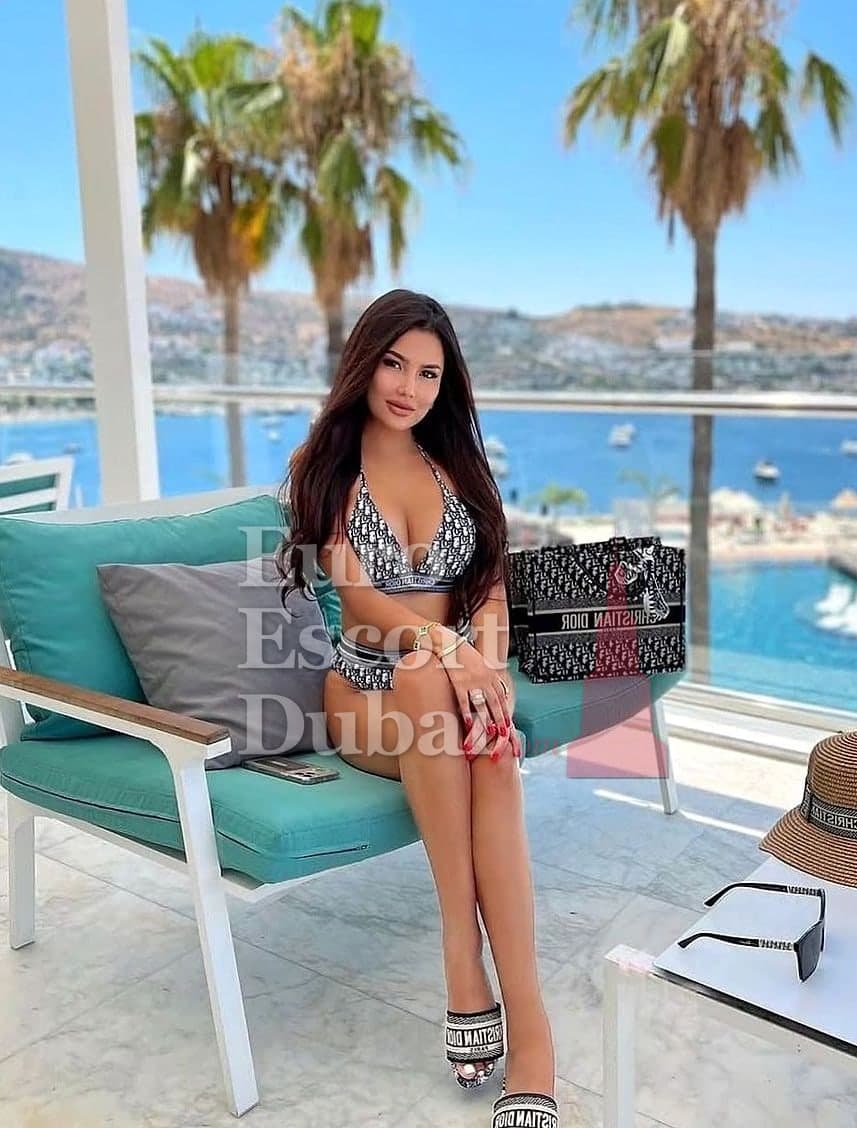 Sanja, 21, escort in Dubai — 168 cm, brown hair (photo 3 of 6)