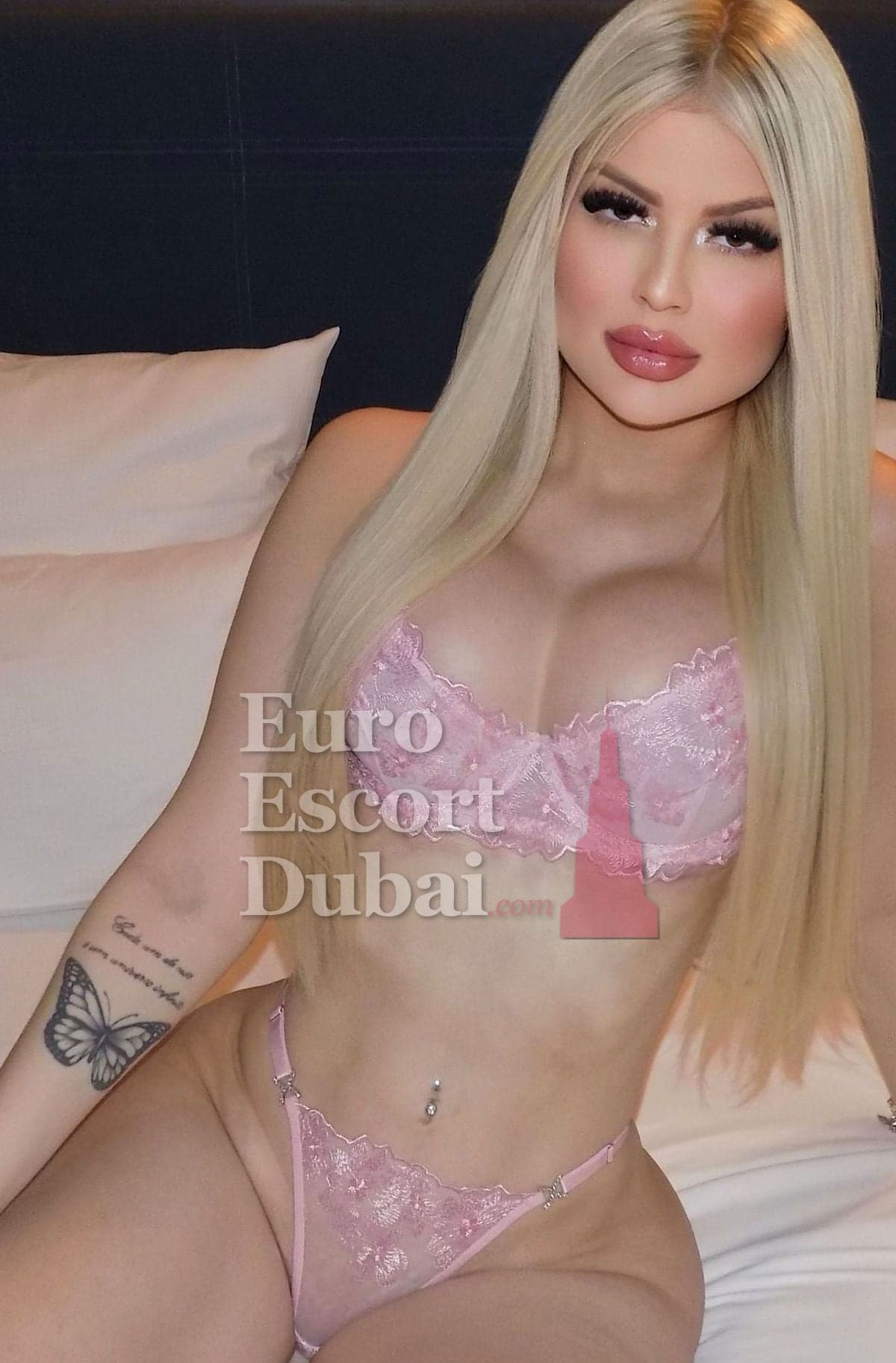 Ludovica, 23, escort in Dubai — 170 cm, blonde hair (photo 9 of 10)