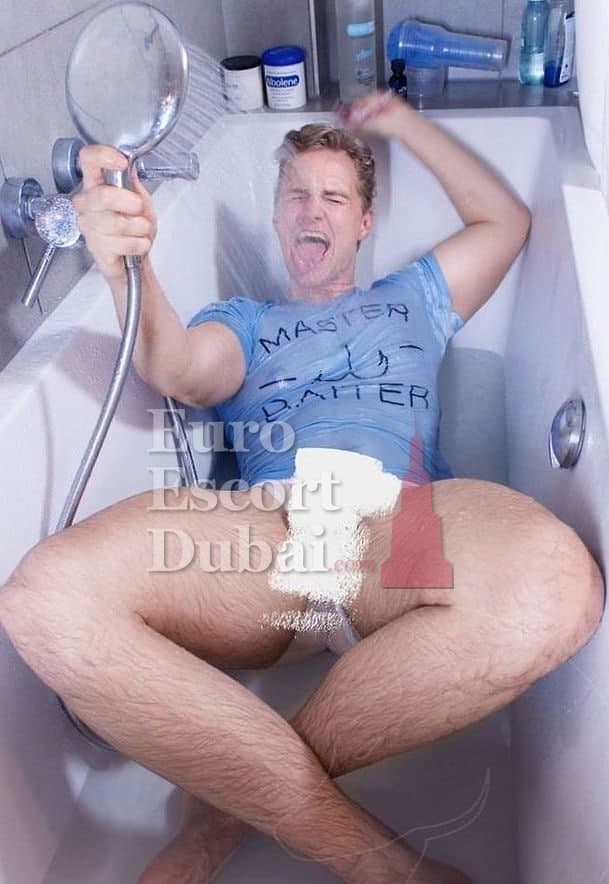 Sean, 36, escort in Dubai — brown hair, 183 cm (photo 3 of 13)