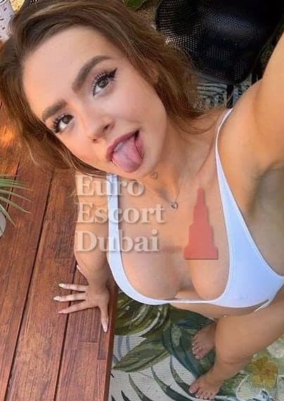 Emilia, 23, escort in Dubai — 167 cm, blonde hair (photo 3 of 4)