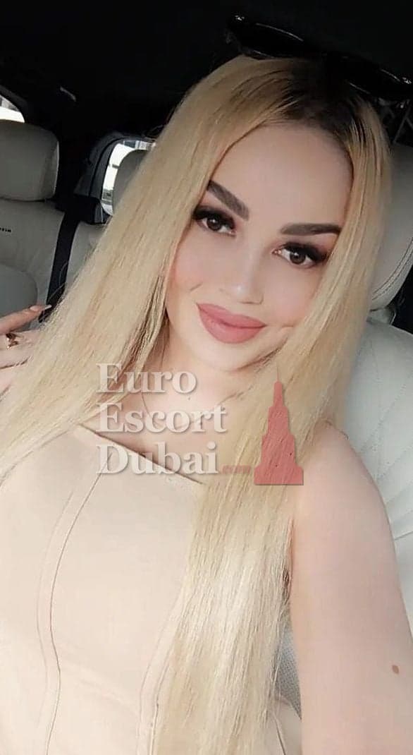 Akbota, 25, escort in Dubai — Turkmen, 165 cm (photo 2 of 13)