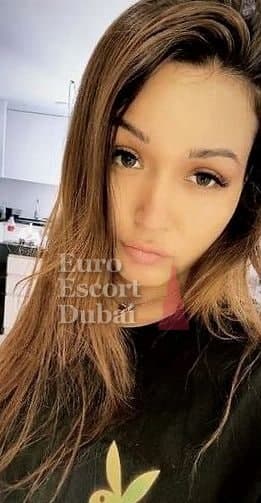 Ximena, 26, escort in Sharjah — 170 cm, brown hair (photo 9 of 13)