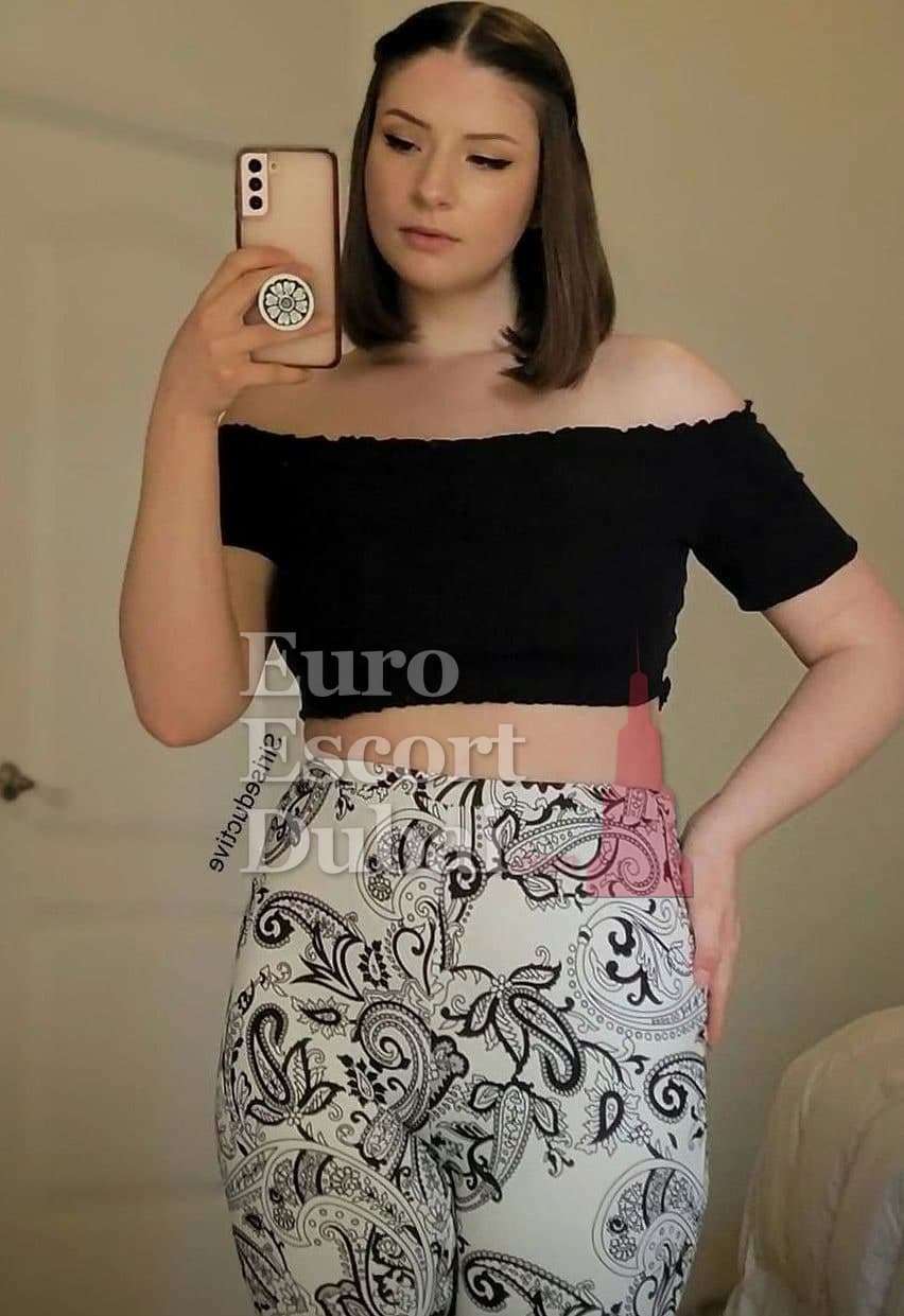 Fiona Love, 27, escort in Dubai — brown hair, Swedish (photo 1 of 9)