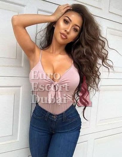 Camille, 24, escort in Dubai — blonde hair, Filipino (photo 4 of 5)