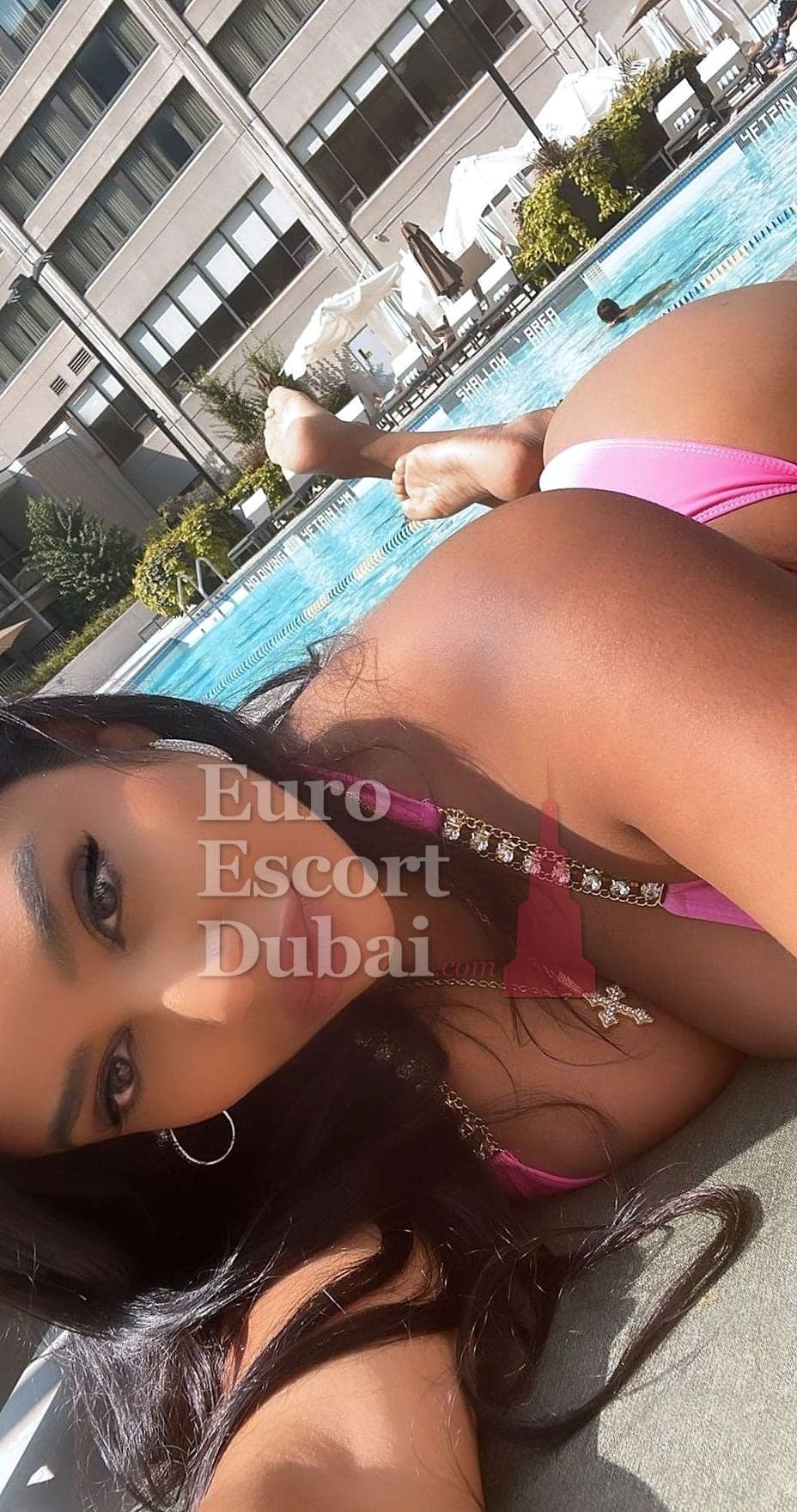 Ghalia, 29, escort in Dubai — black hair, 175 cm (photo 5 of 6)
