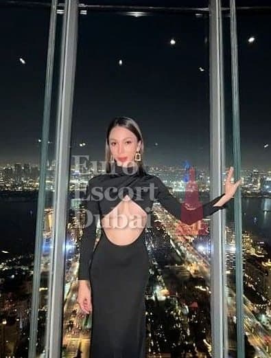 Na, 24, escort in Dubai — Korean, 170 cm (photo 8 of 11)