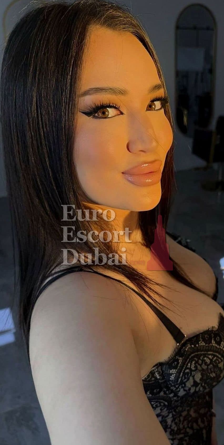 Aizhan, 24, escort in Dubai — black hair, Kazakh (photo 7 of 13)