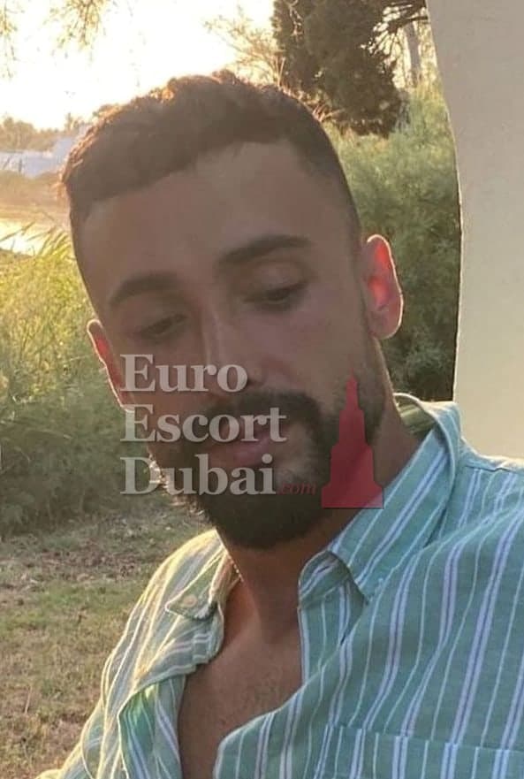 Asher, 29, escort in Abu Dhabi — 183 cm, black hair (photo 4 of 7)