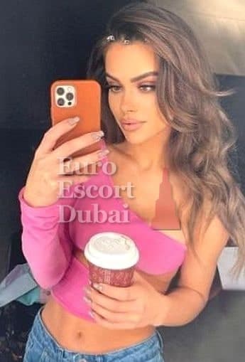 Iris, 23, escort in Dubai — brown hair, French (photo 1 of 6)