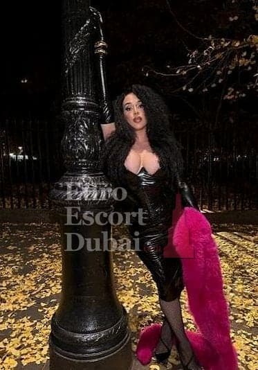 Beatriz, 21, escort in Dubai — 164 cm, black hair (photo 12 of 13)