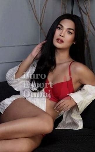 Momo, 26, escort in Dubai — Japanese, 174 cm (photo 5 of 13)