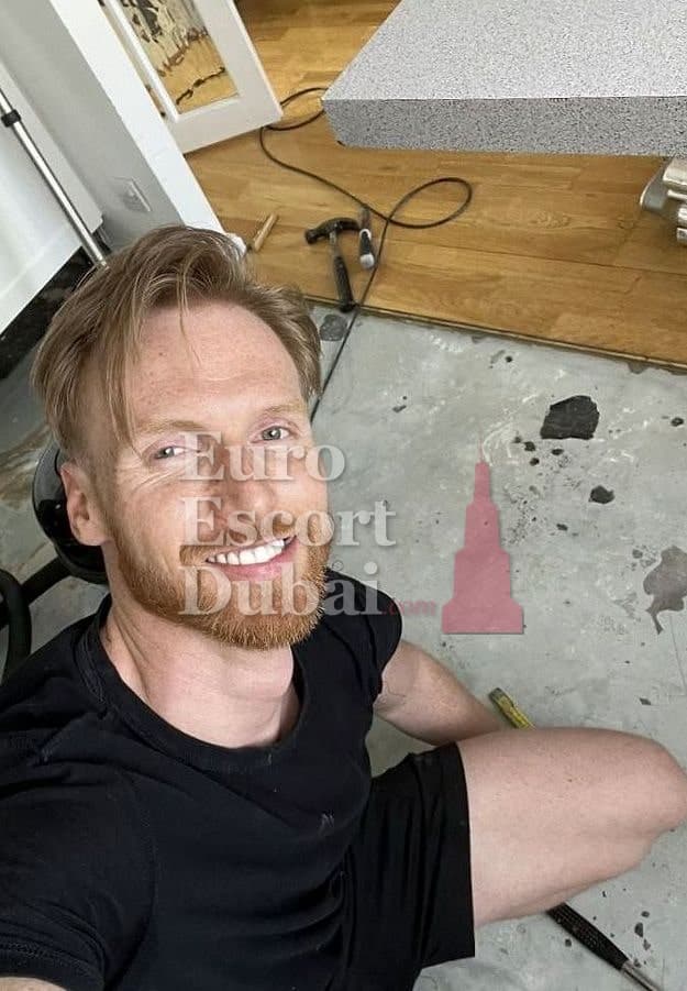 Gavin, 37, escort in Dubai — 180 cm, blonde hair (photo 6 of 13)