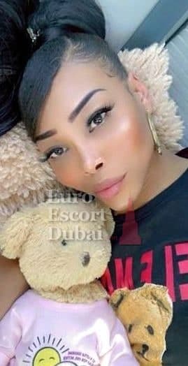 Miyu, 33, escort in Dubai — black hair, Chinese (photo 7 of 13)