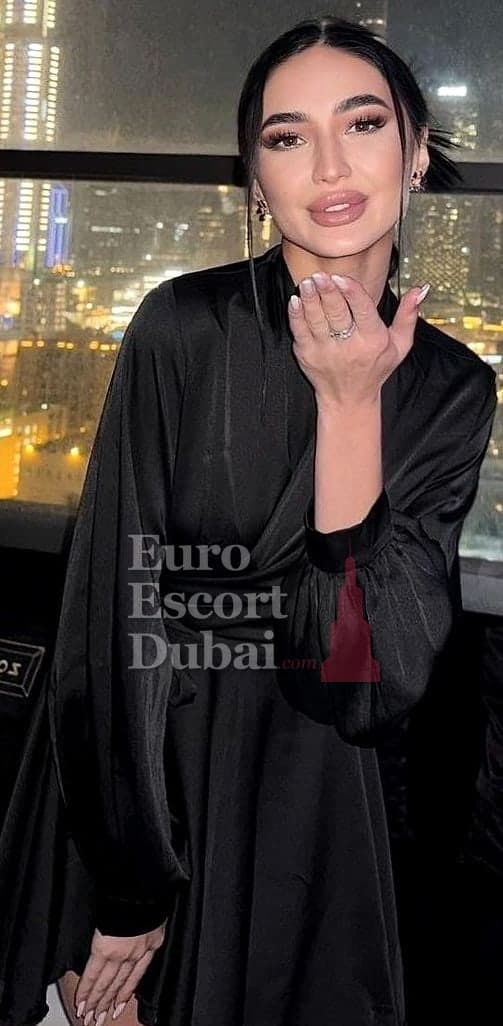 Shahnoza, 24, escort in Dubai — Uzbek, 166 cm (photo 8 of 13)