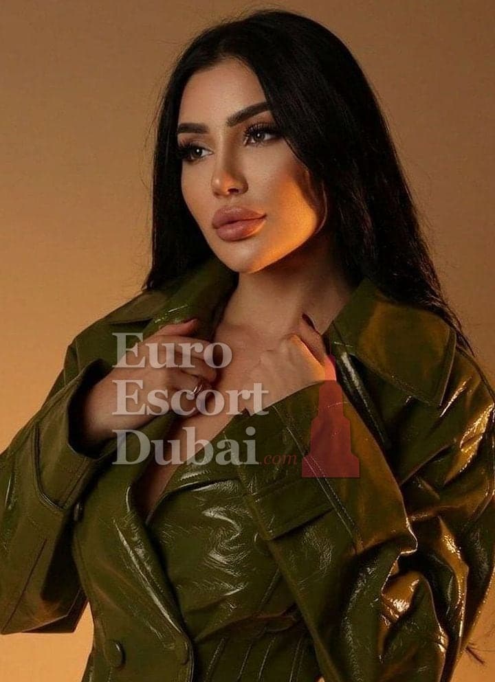 Saltanat, 23, escort in Dubai — brown hair, Kazakh (photo 1 of 13)
