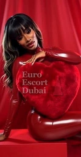Adaeze, 25, escort in Dubai — Nigerian, 167 cm (photo 8 of 13)