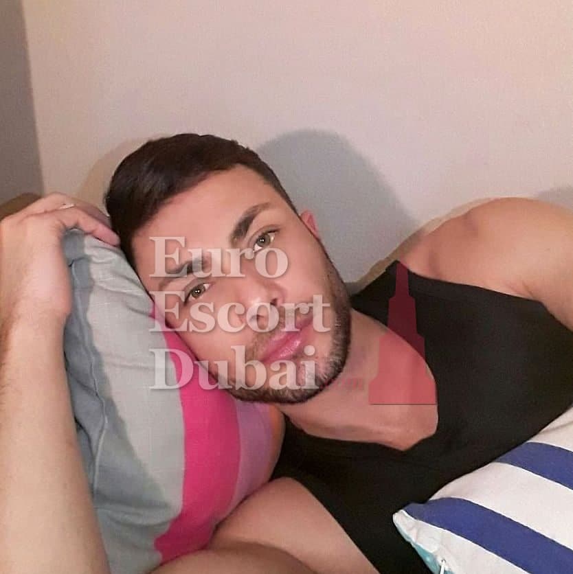 Fadi, 27, escort in Dubai — 178 cm, black hair (photo 8 of 13)