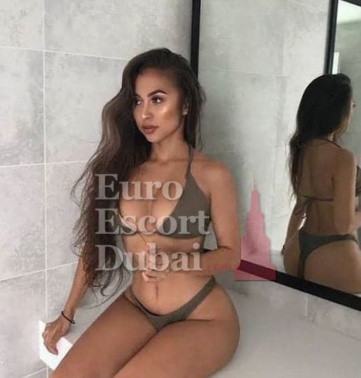 Camille, 24, escort in Dubai — blonde hair, Filipino (photo 1 of 5)