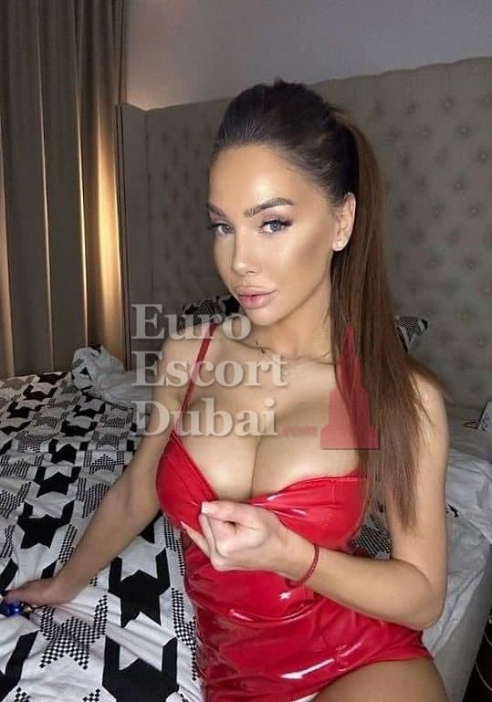 Bozhena, 26, escort in Dubai — 168 cm, brown hair (photo 9 of 10)