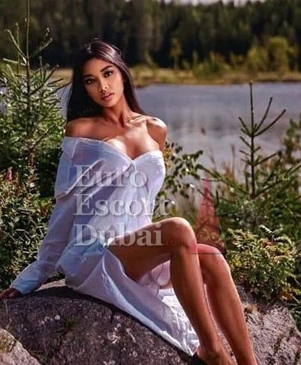 Aiko, 27, escort in Dubai — black hair, Japanese (photo 1 of 10)