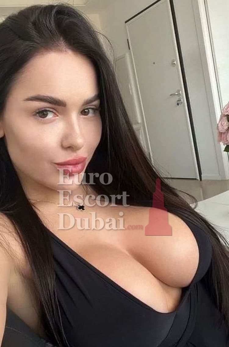 Serap, 24, escort in Dubai — 170 cm, black hair (photo 10 of 10)
