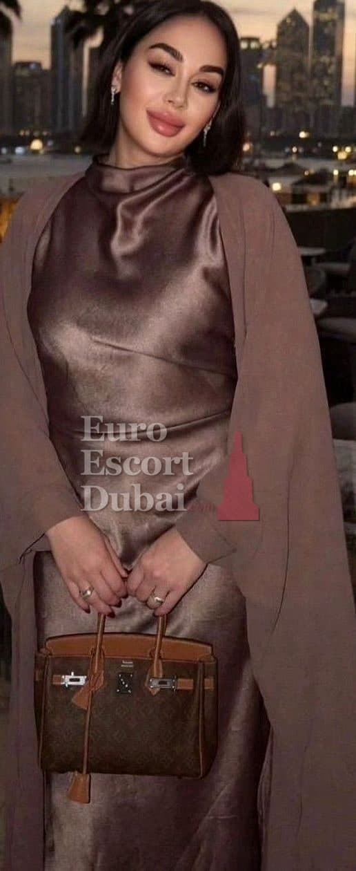 Zhanar, 29, escort in Dubai — 170 cm, black hair (photo 3 of 13)