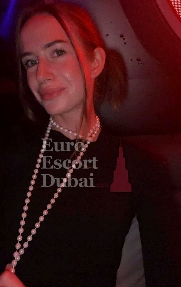 Lyudmila, 24, escort in Dubai — brown hair, Belarusian (photo 1 of 13)