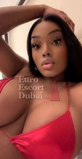 Kelly, 23, escort in Dubai — Brazilian, 184 cm (photo 2 of 7)