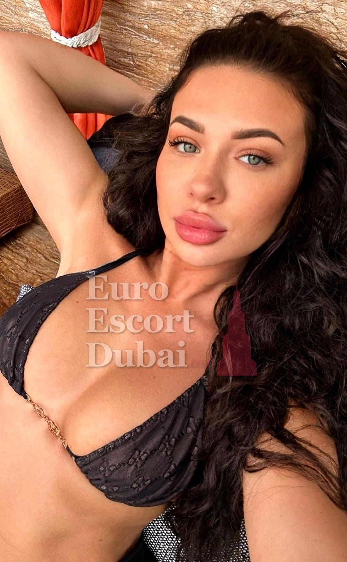 Kennedy, 23, escort in Dubai — 171 cm, black hair (photo 6 of 10)