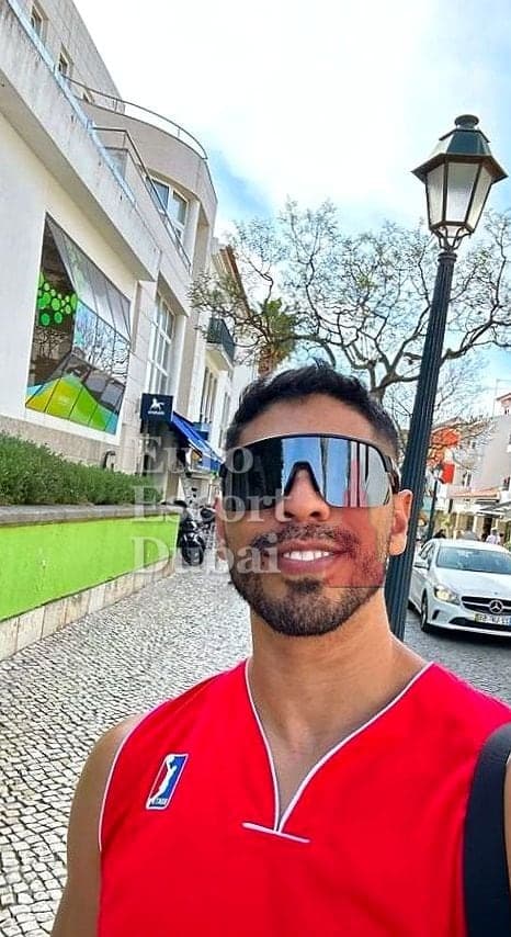 Elijah, 28, escort in Dubai — 185 cm, black hair (photo 6 of 13)