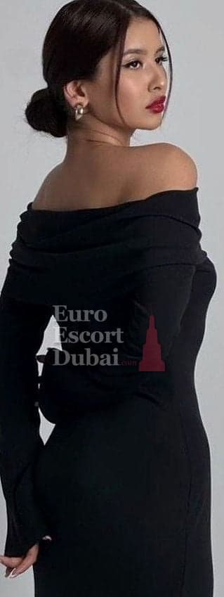 Jimena, 24, escort in Dubai — 166 cm, brown hair (photo 10 of 13)