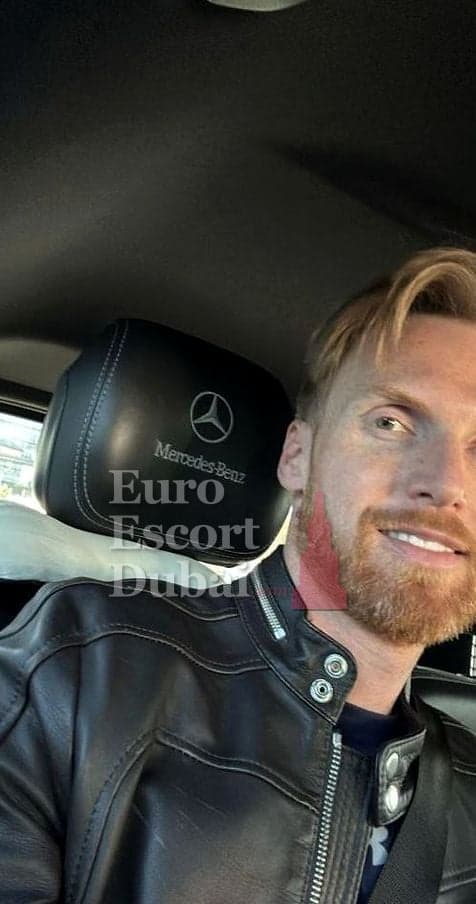 Gavin, 37, escort in Dubai — 180 cm, blonde hair (photo 4 of 13)