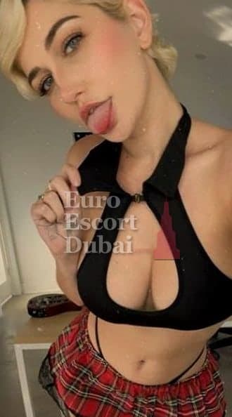 Anastasia, 30, escort in Dubai — German, 160 cm (photo 9 of 10)