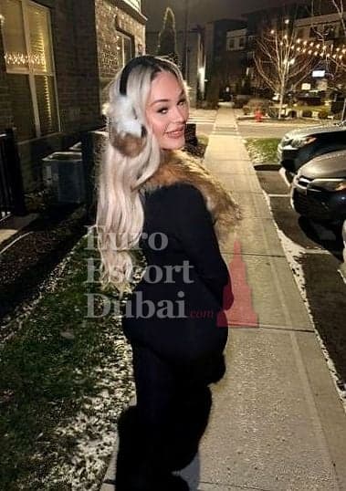 Lidia, 27, escort in Dubai — blonde hair, Russian (photo 10 of 13)
