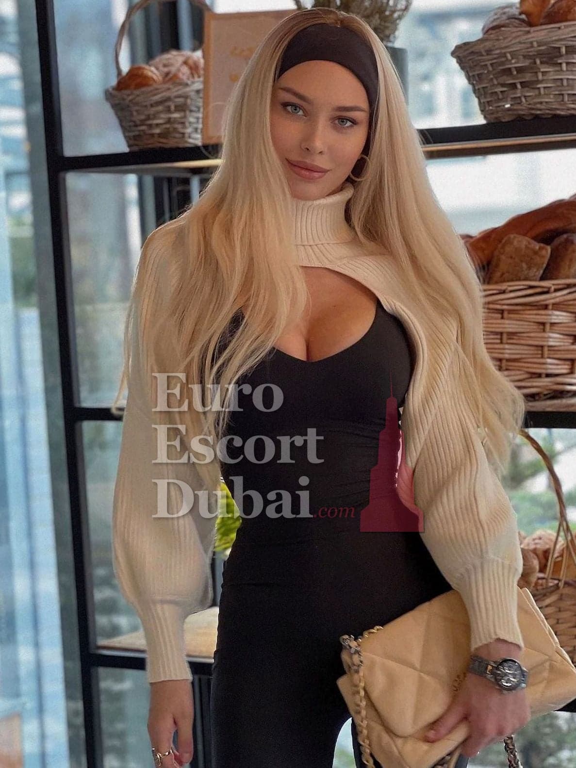 Brooklyn, 30, escort in Dubai — blonde hair, 173 cm (photo 7 of 10)