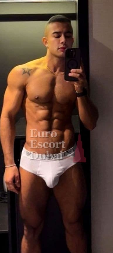 Rustam, 25, escort in Dubai — black hair, 173 cm (photo 1 of 8)